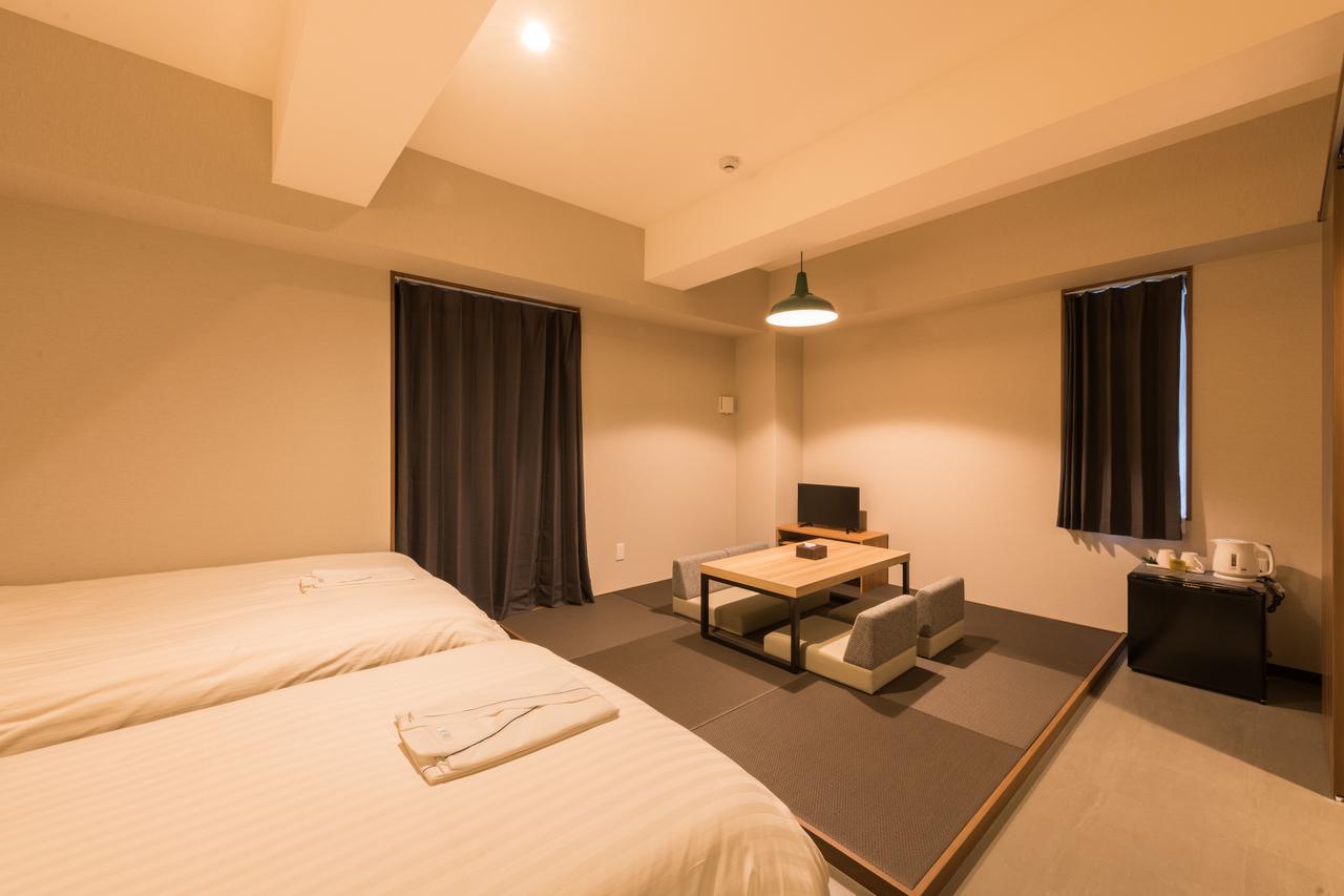 Floral Hotel Shinsaibasi Ōsaka Extérieur photo