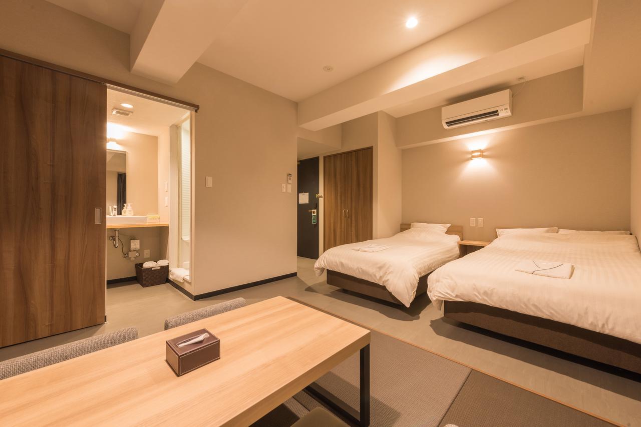 Floral Hotel Shinsaibasi Ōsaka Extérieur photo