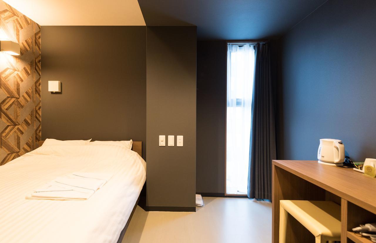 Floral Hotel Shinsaibasi Ōsaka Extérieur photo