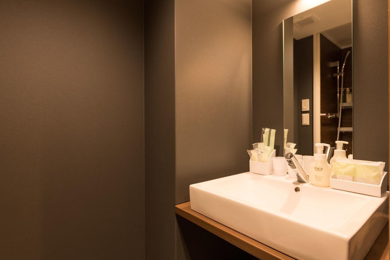 Floral Hotel Shinsaibasi Ōsaka Extérieur photo