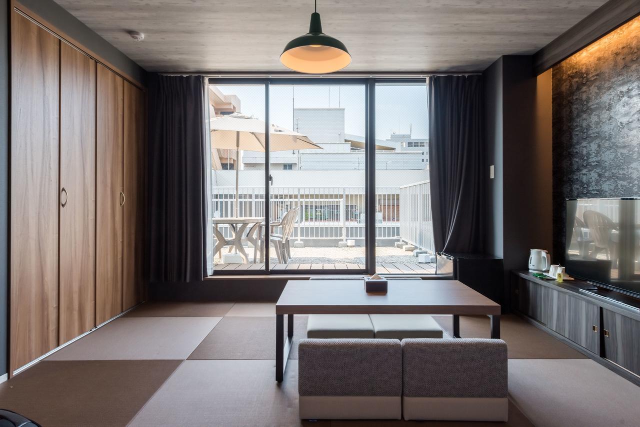 Floral Hotel Shinsaibasi Ōsaka Extérieur photo